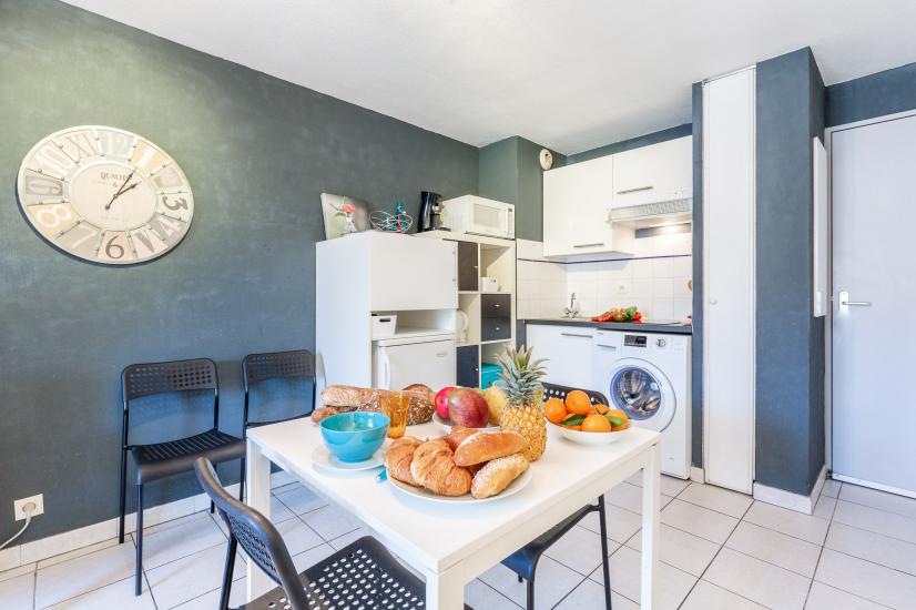 Kitchen area